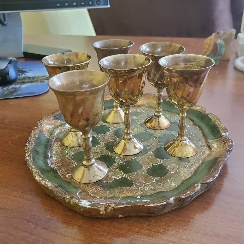 Vintage cordial set